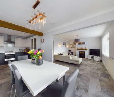 Dan-y-graig, Pantmawr, Cardiff, CF14 - Photo 1