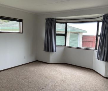9 McWilliam Avenue, Winton - Photo 3