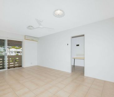 4/10 Alexandra Street, North Ward - Photo 1