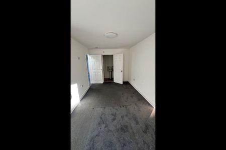 1 Bed Flat, Dolphin Road, B11 - Photo 4