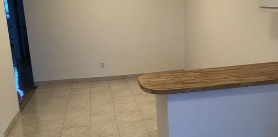 St-Leonard, Montreal_HEATED 2 BEDROOMS - Photo 2