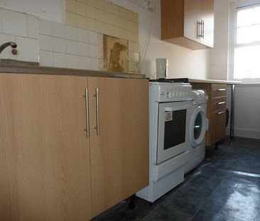 Nice 1 bedroom flat for rent located 1 min away from Archway tube! - Photo 3