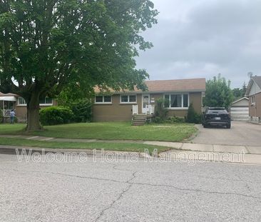 $2,195 / 3 br / 1 ba / Beautiful 3-Bedroom Upper Unit in Thorold! - Photo 3