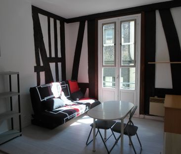 Location Appartement 1 pièce 19m² ROUEN 76000 - Photo 1