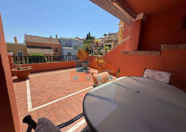 ALQUILER ADOSADA EXCLUSIVA | 2.700 €, 277 m²