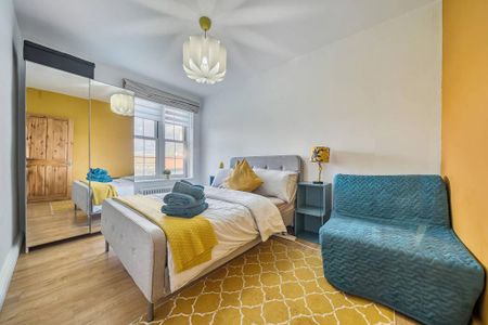 2 bedroom flat to rent - Photo 5