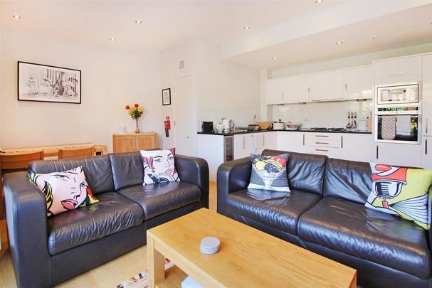 2 bedroom flat to rent - Photo 1
