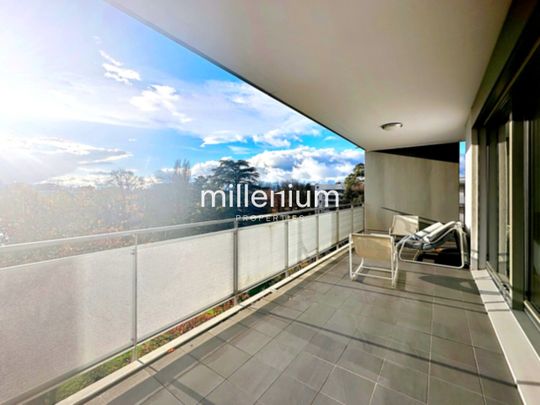 Large bright apartment in Cologny - Photo 1