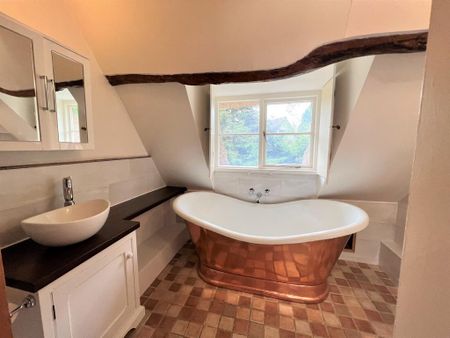 3 bedroom detached house to rent - Photo 5