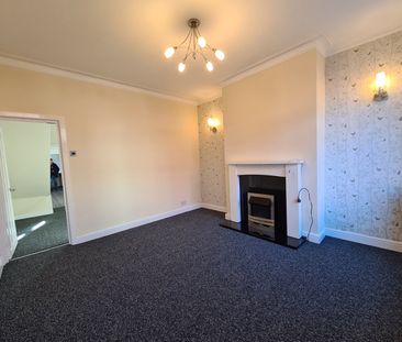 2 Bed Terraced House, Hinde Street, M40 - Photo 2