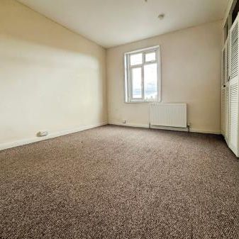 4 bedroom Terraced House To Let - Photo 1