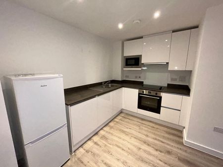 1 bedroom flat to rent - Photo 3