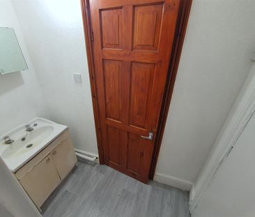 Wayside, Bournemouth, BH1 - Photo 1