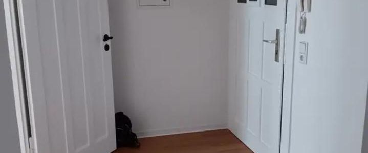 3-Zimmer in saniertem Altbau mit Balkon - für WG oder Familie - Foto 1