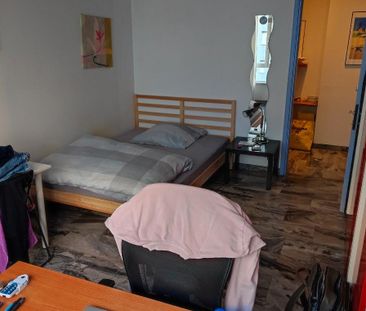 Big, furnished room in Milan - Photo 2