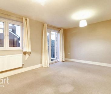 3 bedroom semi-detached house to rent - Photo 3