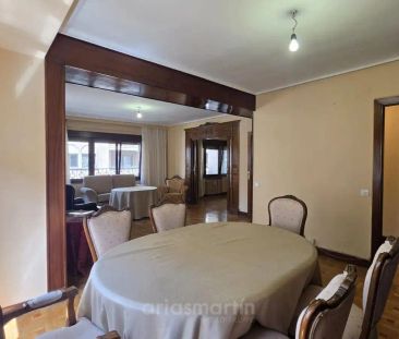Piso de alquiler en Cuesta del Carmen, Barrio del Centro - Photo 3