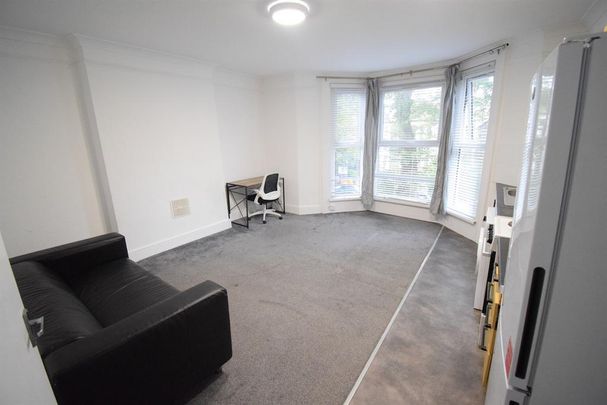 2 bedroom house to rent - Photo 1