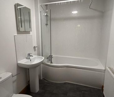 2 bedroom barn conversion to rent - Photo 6