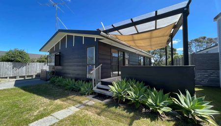 Modern Coastal Living in Omaha - Photo 2