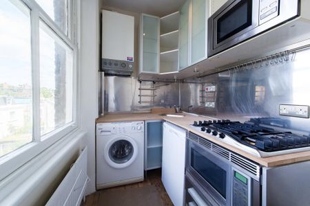 Studio to rent - Photo 2