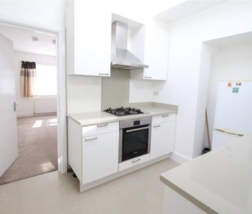 1 bedroom ground floor flat to rent - Photo 5