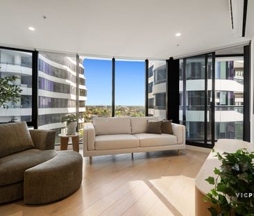 FULLY FURNISHED ELEGANT RIVERSIDE RETREAT! RESORT INSPIRED LUXURY - Photo 1