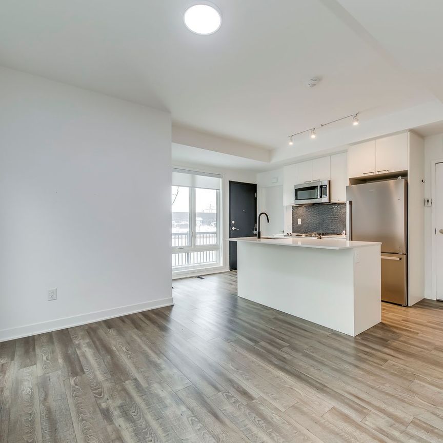 For Lease - 40 Ed Clark Gardens Boulevard Unit# 14, Toronto, Ontario - Photo 1
