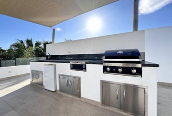 Luxury Villa for rent in Estepona, Andalusia