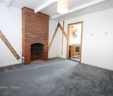 2 bedroom terraced house to rent - Photo 1