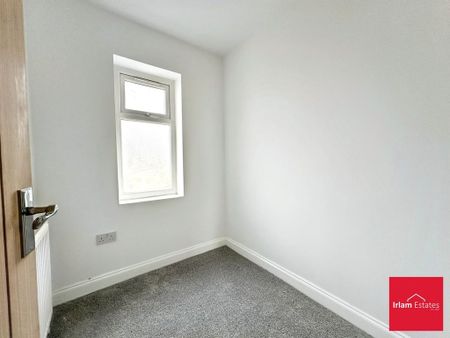 3 bedroom semi-detached house to rent - Photo 5