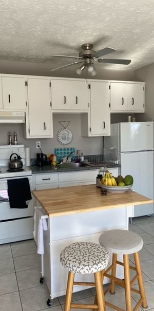 BEAU 3 ½ | CHAUFFAGE ET EAU CHAUD - Photo 1