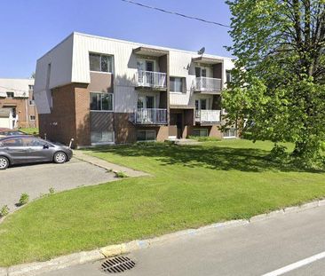 3 1/2 - 5400 ST- JOSEPH, Trois-Rivieres - Photo 1