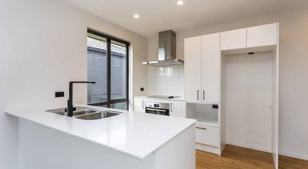 Lovely 3 bedroom family home in Rolleston! - Photo 4