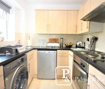 2 bedroom terraced house to rent - Photo 5