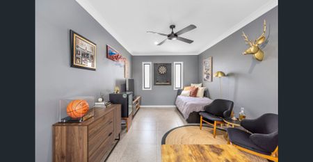 Stylish, Spacious & Completely Renovated – Varsity Lakes Living at Its Finest! - Photo 5