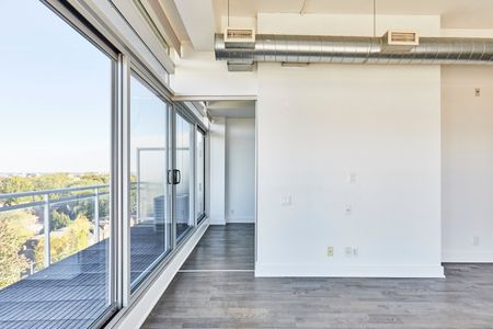 For Lease - 233 Carlaw Avenue Unit# 812, Toronto, Ontario - Photo 4