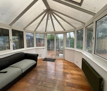 3 bedroom detached house to rent - Photo 2