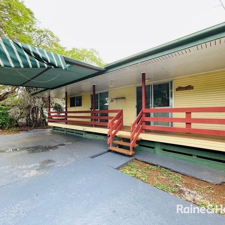 Neat and Tidy 3 bedroom home with deck! - Photo 3