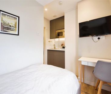 Studio to rent - Photo 2