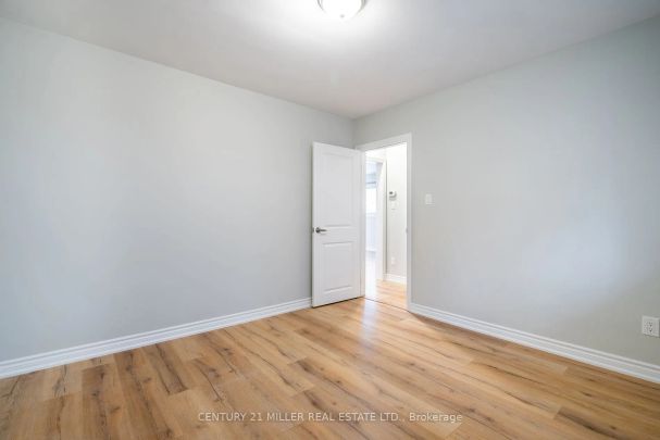Detached Home For Lease | W9254638 - Photo 1