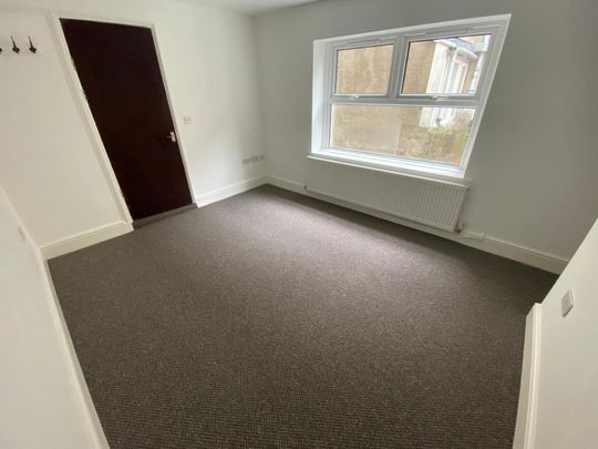 2 bed apartment to rent in Kingsland Road, Canton, Cardiff, CF5 - Photo 1