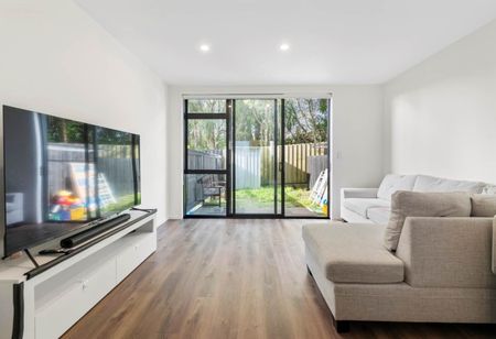 PAPATOETOE, 2 Bedrooms - Photo 4