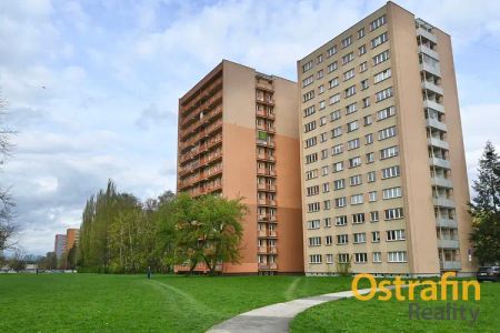 Pronájem bytu 2+1 s balkonem, ul. Kubánská, Ostrava - Poruba - Photo 2