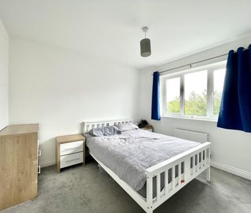 3 bedroom semi-detached house to rent - Photo 3