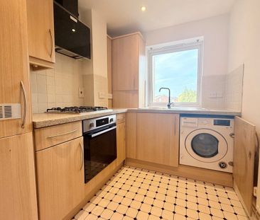 Gloucester Court - Photo 1