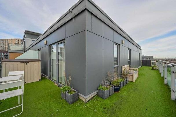 Mercury House, Canning Town, E16 - Photo 1