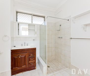 Cosy & Low Maintenance Apartment - Available Now - Photo 5