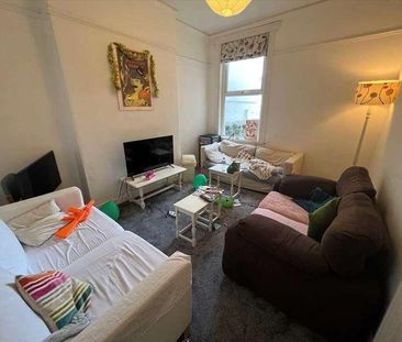 Hamilton Gardens, Plymouth, PL4 - Photo 1