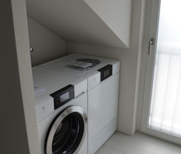 Moderne 4.5-Zimmer-Dachwohnung mit Terrasse in Neuhausen am Rheinfall - Foto 6